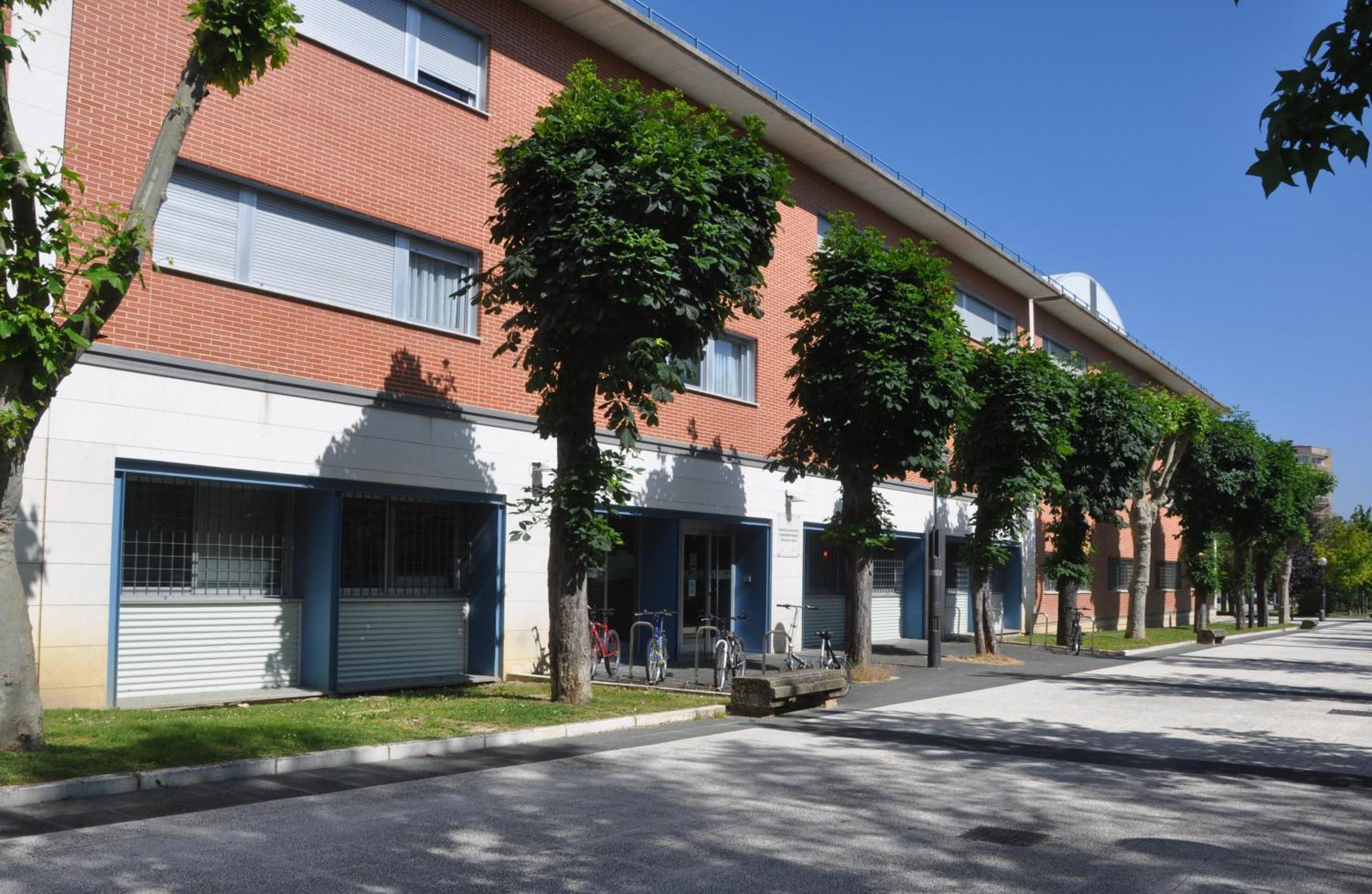 Apartmán Residencia Resa Tomas Alfaro Fournier Vitoria-Gasteiz Exteriér fotografie