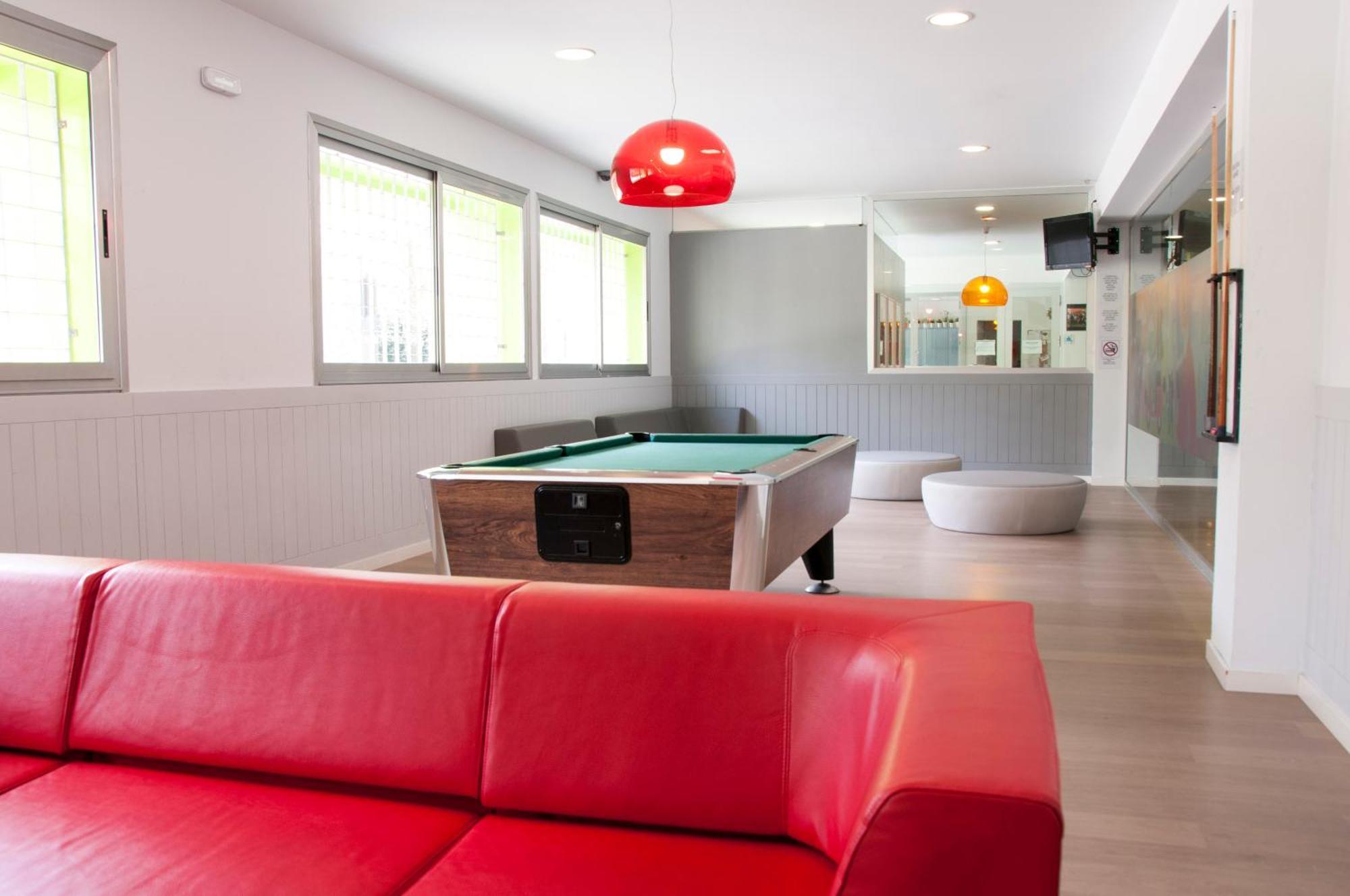 Apartmán Residencia Resa Tomas Alfaro Fournier Vitoria-Gasteiz Exteriér fotografie